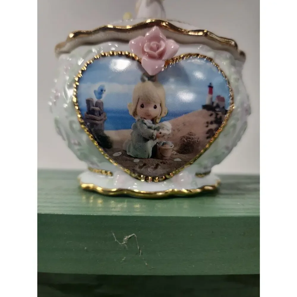 Ardleigh Elliott Footprints Precious Blessings Porcelain Music Box Enesco 2001 W